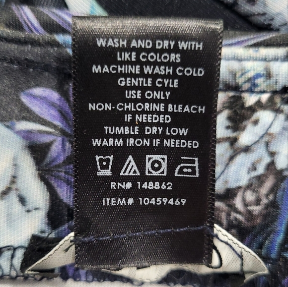 Torrid Blue Rose Skirt - Picture 4 of 5